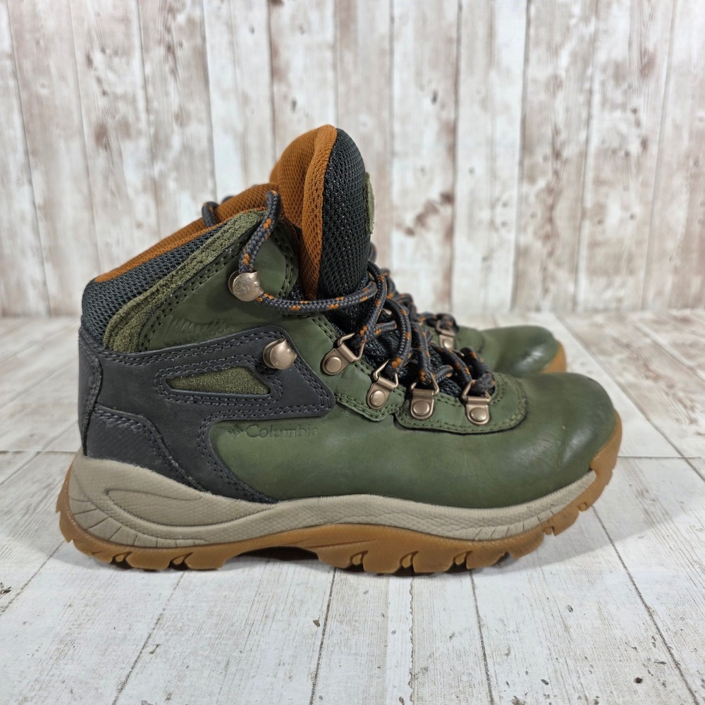 Columbia Womens Newton Ridge Plus Waterproof Hiking Boots Green BL3783-371 Sz 5